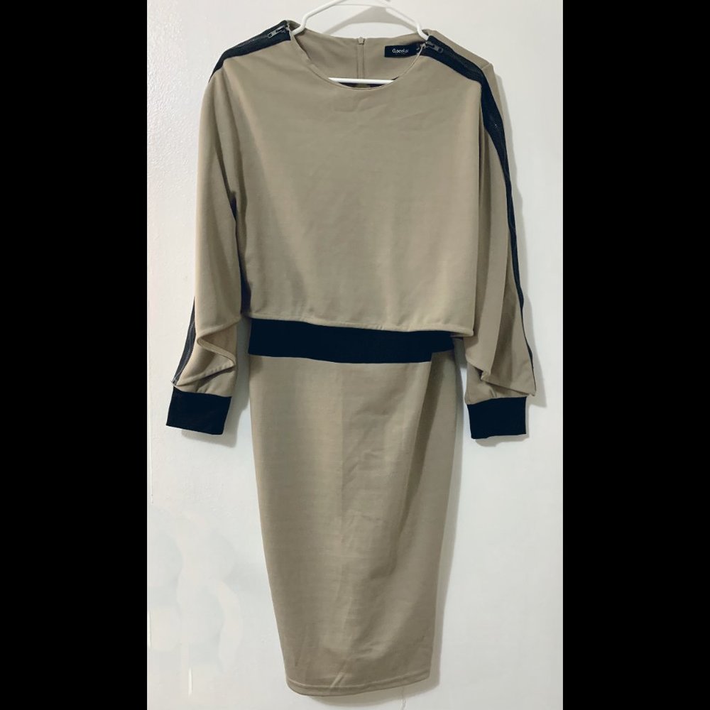 Clocolor pencil dress with zipper details